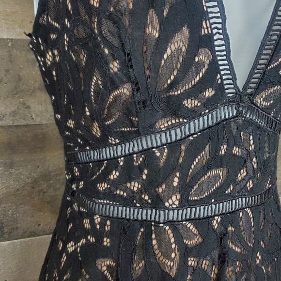 Lulu's Amora Black Wide Leg All Lace Eyelash Scallop Hem Jumpsuit - Picture 6 of 12